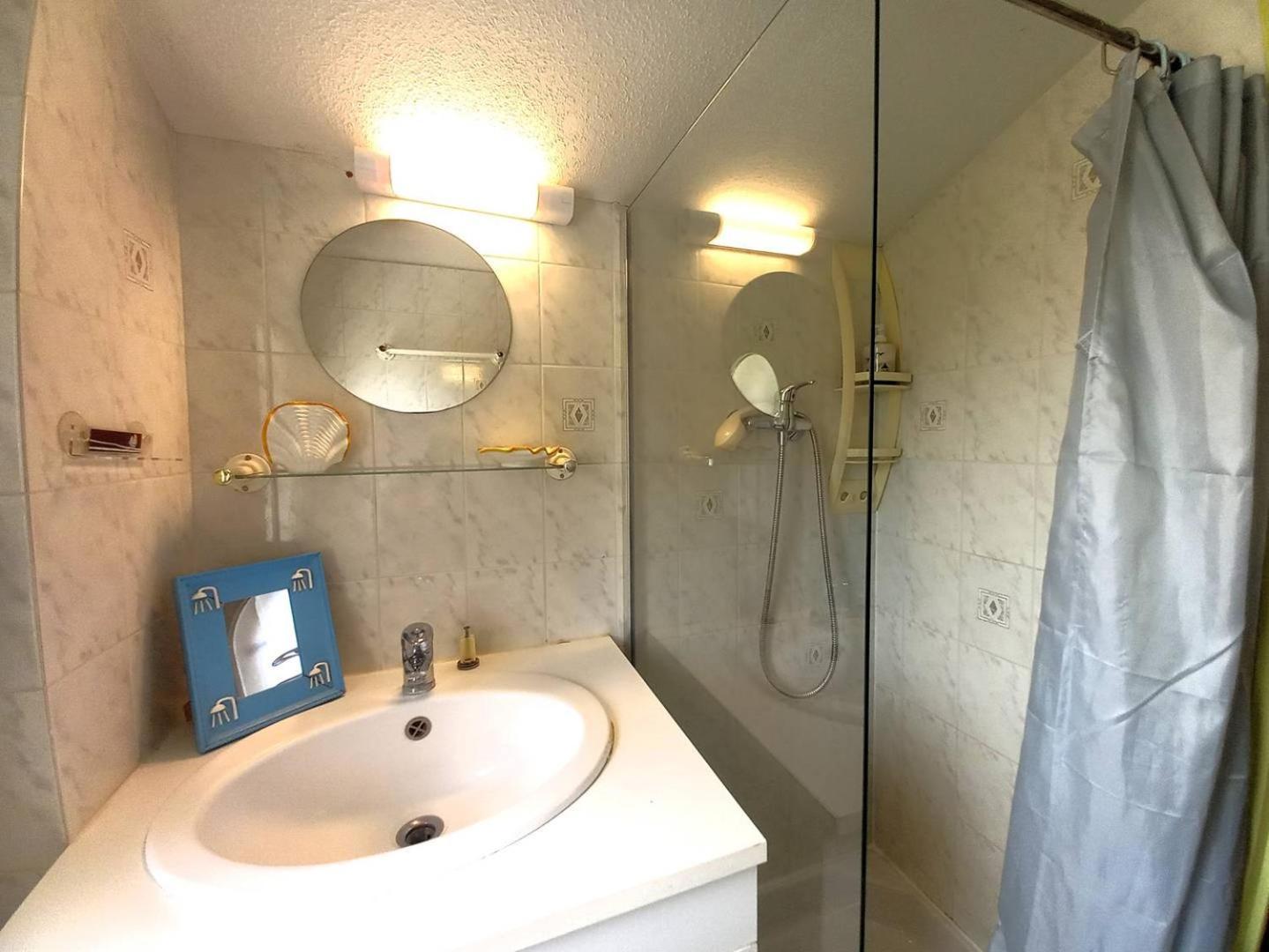 Meschers Sur Gironde - Appartement - Residence Sur Le Port Avec Balcon Bagian luar foto