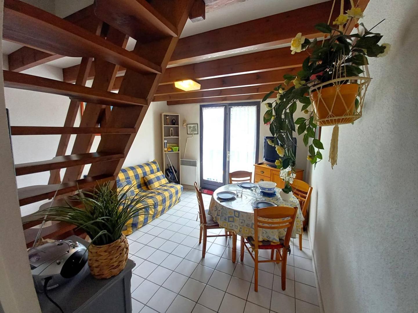 Meschers Sur Gironde - Appartement - Residence Sur Le Port Avec Balcon Bagian luar foto